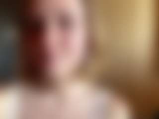 IdaOrban's Live Sex Cam Show