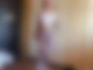 IdaOrban's Live Sex Cam Show