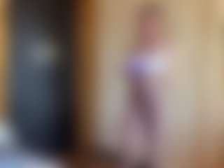 IdaOrban's Live Sex Cam Show