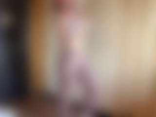 IdaOrban's Live Sex Cam Show
