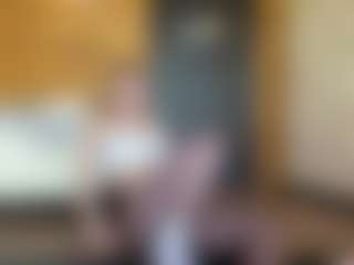 IdaOrban's Live Sex Cam Show