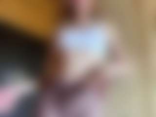 IdaOrban's Live Sex Cam Show