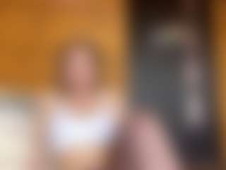 IdaOrban's Live Sex Cam Show