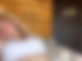 IdaOrban's Live Sex Cam Show