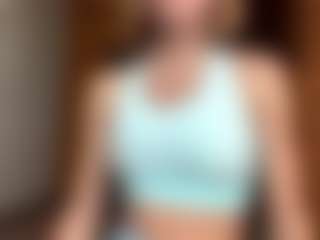 Mira's Live Sex Cam Show