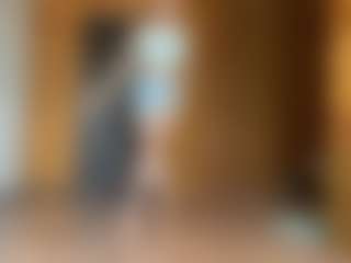 Mira's Live Sex Cam Show