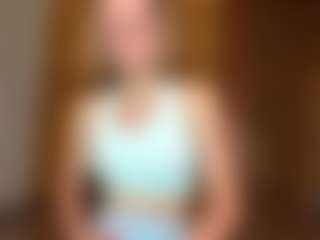 Live cam show with Mira - Flash on Free Soda