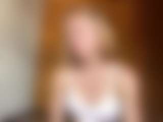Mira's Live Sex Cam Show
