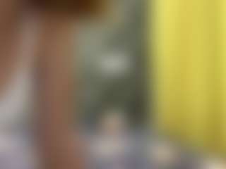 Live cam show with Mira - Fuck on Camsoda