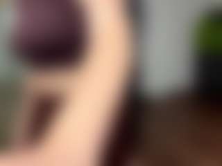 IldaSaab's Live Sex Cam Show