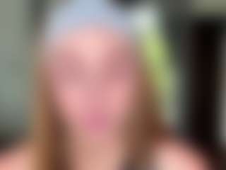 Live cam show with IldaSaab - BBW College on Dolls Live