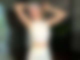Live cam show with IldaSaab - Blue Eyes on Fling VIP Chat