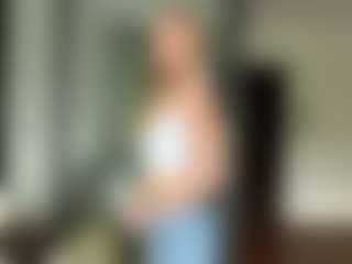 Live cam show with IldaSaab - College on fapnchat