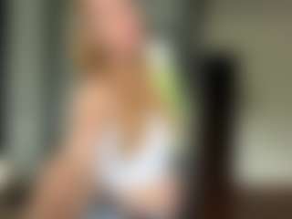 Live cam show with IldaSaab - College Big Tits on Uber Horny