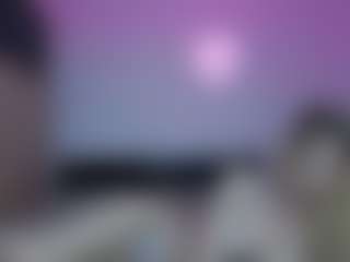 Live cam show with KaylaBloom1 - Facial Piercings on SmokeAndPoke