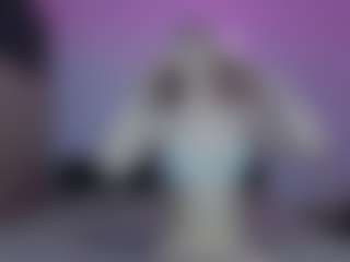 Live cam show with KaylaBloom1 - Blonde Hair on PervPlay.com