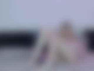 Live cam show with KaylaBloom1 - New Young Adult on MyBangCams