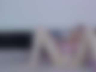Live cam show with KaylaBloom1 - Blue Eyes on camtv