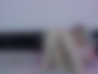 Live cam show with KaylaBloom1 - New Young Adult on xDating