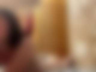 Live cam show with LashonFilippides - Blue Eyes on Chatstar