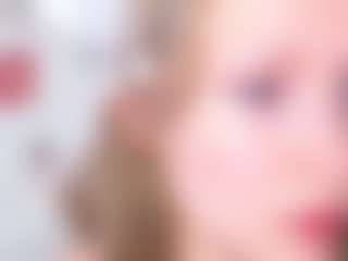 Live cam show with Melissa - Belly on Chatstar