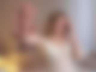 Live cam show with Melissa - New Shaved Pussy on sexytreat.net