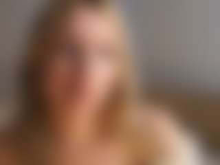 Live cam show with Melissa - Striptease Young Adult on Camming Site