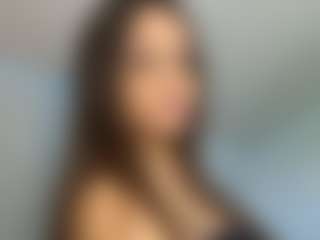 Live cam show with NikitaRasole - Wet on googirlz