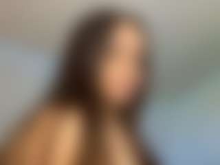Live cam show with NikitaRasole - Tease Brown Hair on Mixed Magazine Live