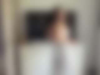 Live cam show with Marry - Average on Camsoda