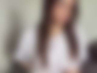 Live cam show with Marry - Small Tits Brown Hair on xDating