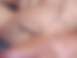 Live cam show with ozzyAsset - Irish on hotwifechat.live