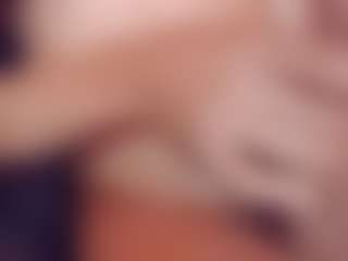 Live cam show with ozzyAsset - Dildo on Dolls Live
