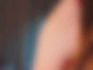 calithrah's Live Sex Cam Show