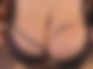 calithrah's Live Sex Cam Show