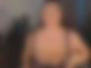 calithrah's Live Sex Cam Show