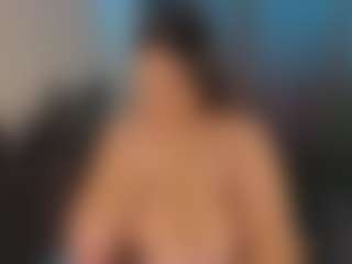 calithrah's Live Sex Cam Show