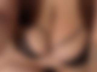 calithrah's Live Sex Cam Show