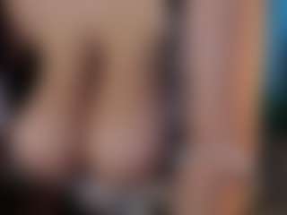 calithrah's Live Sex Cam Show