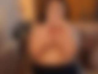 calithrah's Live Sex Cam Show