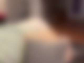 Live cam show with deepthroatprincesss - Bedroom Brown Hair on xDating