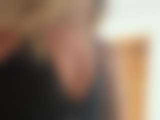 DiaEbrahimi's Live Sex Cam Show