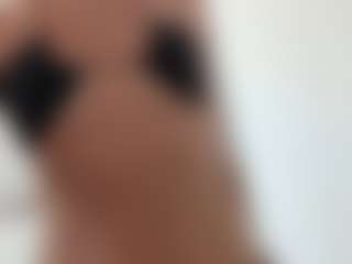 DiaEbrahimi's Live Sex Cam Show
