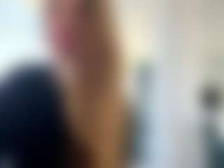 Live cam show with DiaEbrahimi - Petite Young Adult on Camiplay Live