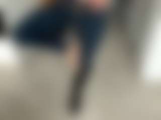 DiaEbrahimi's Live Sex Cam Show