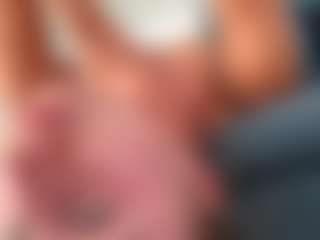 Live cam show with DiaEbrahimi - Green Eyes on Camsoda
