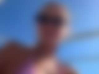 DiaEbrahimi's Live Sex Cam Show