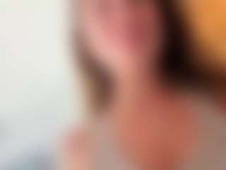 Live cam show with DiaEbrahimi - Body Massage on Camsoda