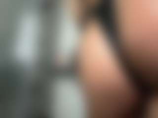 DiaEbrahimi's Live Sex Cam Show