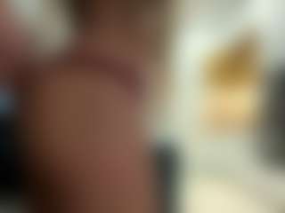 DiaEbrahimi's Live Sex Cam Show